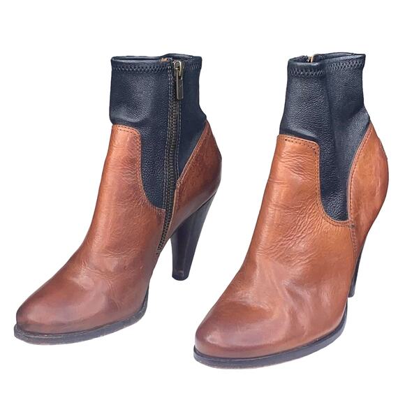 Frye Mikaela Women's Stretch Two Tone Black Brown Ankle Boots Size US 7 - Picture 3 of 13